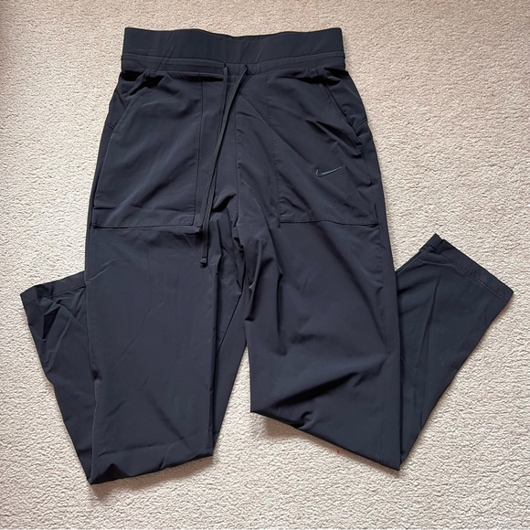 Nike Bliss luxe 7/8 pants - Picture 2 of 7